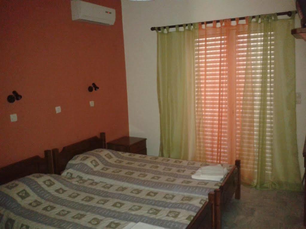 Yiannis Apartments Mastichari  Buitenkant foto