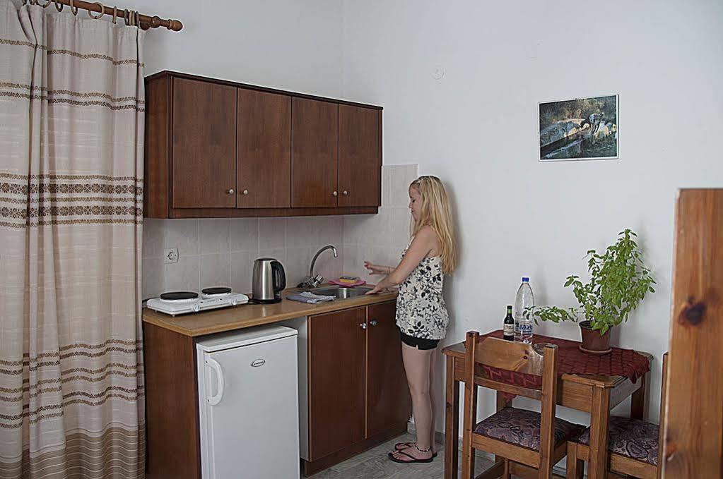 Yiannis Apartments Mastichari  Buitenkant foto
